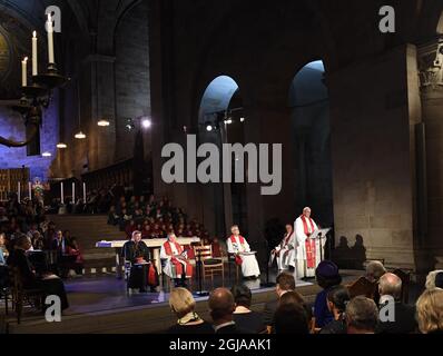 LUND 20161031 le pape François vu jouer une messe œcuménique dans le Dôme de Lund, 31 octobre 2016 le pape est en visite en Suède à l'occasion de l'anniversaire de l'église luthérienne. Foto: Jonas Ekstromer / TT Kod 10030 Banque D'Images