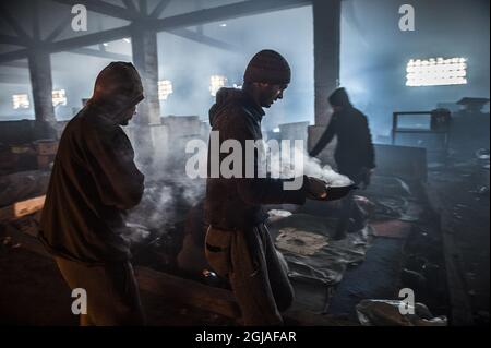 BELGRAD 2017-01-11 réfugiés venant principalement d'Afghanistan et du Pakistan dans un camp de réfugiés de Belgrade, Serbie, Januaruy 11, 2017 Foto: Lars Pehrson / SVD / TT / Kod: 30152 ** HORS SUÈDE Banque D'Images