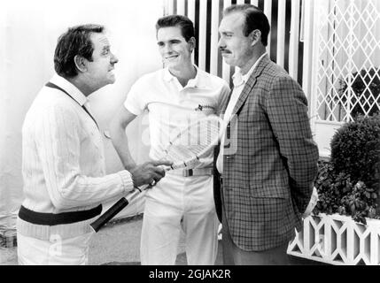 Richard Crenna, Matt Dillon, Hector Elizondo, sur le tournage du film, « The Flamingo Kid », 20th Century-Fox, 1984 Banque D'Images