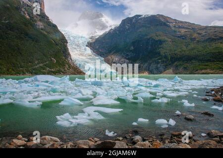 Le glacier Serrano est l'une des plus grandes attractions du parc Nacional Bernardo O' Higgins, sur le Chili patagonien Banque D'Images