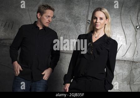 COPENHAGUE 2017-12-06 l'acteur danois Thure Lindhardt et l'actrice suédoise Sofia Helin sont vus lors d'une réunion de presse avant le début de la quatrième saison de la série télévisée danoise-suédoise 'Bron 4' (le pont) à Copenhague. Danemark, mercredi. Foto: Johan Nilsson / TT / Kod 50090 Banque D'Images