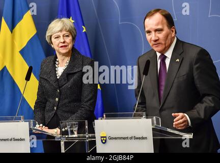 STOCKHOLM 20180409 la première ministre britannique Theresa May et le premier ministre suédois Stefan Lofven donnent une conférence de presse à la suite de discussions à Rosenbad, Stockholm, Suède, le lundi 9 avril 2018. Photo: Jonas Ekstromer / TT / code 10030 Banque D'Images