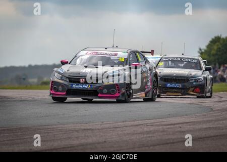 Senna Proctor dans sa Honda Civic Type R lors de l'événement BTCC à Thruxton en août 2021 Banque D'Images