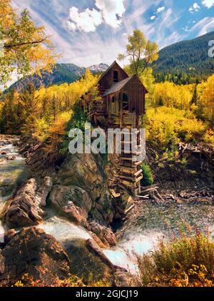 Tombez au Crystal Mill près de Marble, Colorado, dans les montagnes Rocheuses Banque D'Images