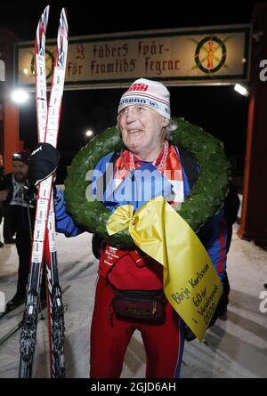 MORA 2020-02-24 un vétéran de la course de ski de Vasalopp, âgé de 86 ans, Borje Karlsson, a fait sa 60ème course de ski de Vasalopp le 24 février 2020. Vasaloppet est de 90 kilomètres de long. Poto Patrik C Osterberg / TT Kod 2857 Banque D'Images