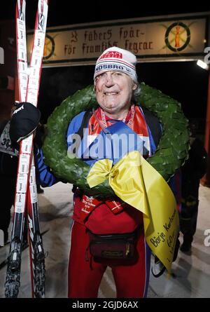 MORA 2020-02-24 un vétéran de la course de ski de Vasalopp, âgé de 86 ans, Borje Karlsson, a fait sa 60ème course de ski de Vasalopp le 24 février 2020. Vasaloppet est de 90 kilomètres de long. Poto Patrik C Osterberg / TT Kod 2857 Banque D'Images