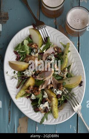 Cuisson avec de la bière. Salade de poires et de fromages bleus avec une vinaigrette à la bière photo: Janerik Henriksson / TT / code 10010 Banque D'Images