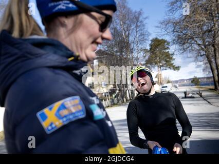 Linn Persson dans l'équipe suédoise de biathlon qui s'entraîne sur des motomarines à Ostersund, Suède, le 12 mai 2020. Photo: Pontus Lundahl / TT code 10050 Banque D'Images
