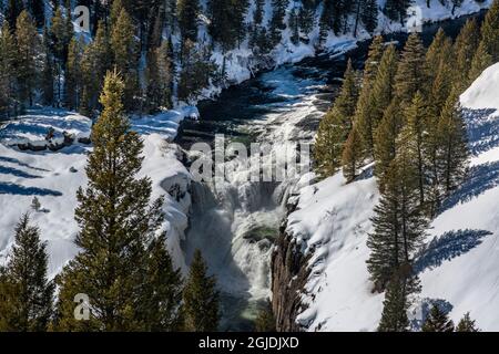 Lower Mesa Falls en hiver, près de Ashton, Idaho Banque D'Images