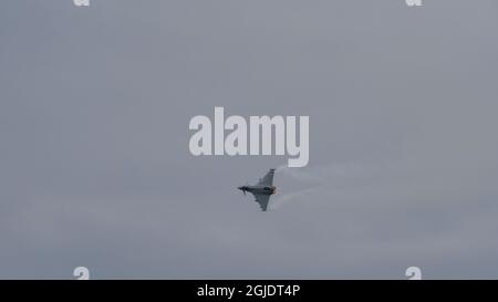 Zeltweg, Autriche 6 SEPTEMBRE 2019 petite silhouette d’un avion de combat supersonique de l’OTAN à bord d’un avion avec espace pour les copies. Eurofighter Typhon AFE de l'Armée de l'Air autrichienne Banque D'Images