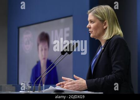 STOCKHOLM 20210118 le ministre suédois des Finances, Magdalena Andersson, prend la parole lors d'une conférence de presse numérique, le lundi 18 janvier 2021, en compagnie de la présidente-directrice générale de la FIOM, Kristalina Georgieva, à l'occasion de la prise de fonctions d'Andersson à la présidence de l'IMF, le plus haut conseiller du Fonds monétaire international. Photo: Henrik Montgomery/TT Kod 10060 *SUÈDE OUT* Banque D'Images