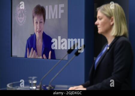 STOCKHOLM 20210118 le ministre suédois des Finances, Magdalena Andersson, prend la parole lors d'une conférence de presse numérique, le lundi 18 janvier 2021, en compagnie de la présidente-directrice générale de la FIOM, Kristalina Georgieva, à l'occasion de la prise de fonctions d'Andersson à la présidence de l'IMF, le plus haut conseiller du Fonds monétaire international. Photo: Henrik Montgomery/TT Kod 10060 *SUÈDE OUT* Banque D'Images