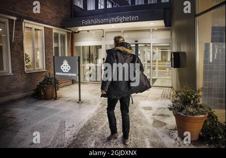 L'épidémiologiste d'État Anders Tegnell arrive au travail à l'Agence suédoise de santé publique à Stockholm, Suède, le 12 janvier 2021 photo: Thomas Karlsson / DN / TT / code 3523 Banque D'Images