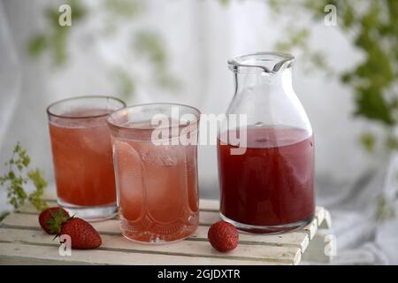 Limonade aux fraises photo: Janerik Henriksson / TT / code 10010 Banque D'Images