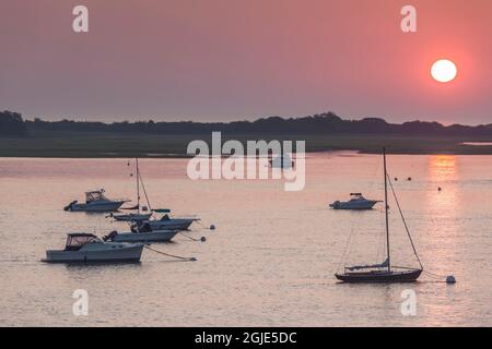 États-Unis, Massachusetts, Ipswich. Lever de soleil sur Great Neck Banque D'Images