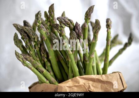 Asperge verte photo Janerik Henriksson / TT code 10010 Banque D'Images