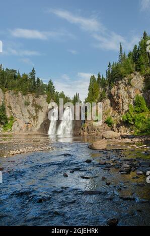 High Falls de la rivière Baptism. Parc national de Tettegouche, North Shore, Minnesota Banque D'Images