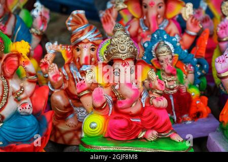 belle idole du seigneur ganesha pendant la célébration de ganesh chaturthi en inde Banque D'Images