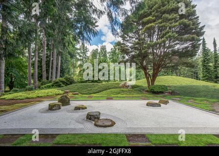 États-Unis, État de Washington, île de Bainbridge. Bloedel Reserve jardin japonais. Banque D'Images