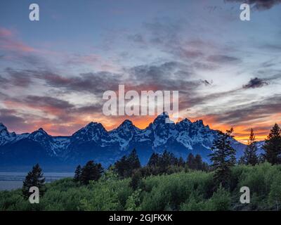 Parc national de Grand Teton, coucher de soleil sur Grand Teton, Wyoming Banque D'Images