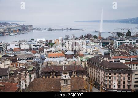 Genève, Suisse - 26 novembre 2016 : paysage urbain aérien du district central de Genève et du lac de Genève Banque D'Images