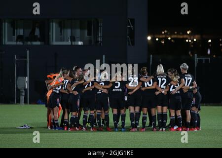 Turin, Italie, 9 septembre 2021. Les joueurs de Juventus célèbrent la qualification sur la scène du groupe après le coup de sifflet final lors du match de la Ligue des champions des femmes de l'UEFA au centre d'entraînement de Juventus, à Turin. Le crédit photo devrait se lire: Jonathan Moscrop / Sportimage Banque D'Images