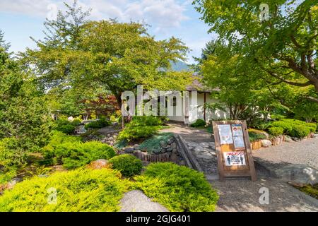 Jardins intérieurs, maisons et jardin dans le Nikkei Internement Memorial Center dédié aux Japonais qui ont été incarcérés pendant la Seconde Guerre mondiale Banque D'Images