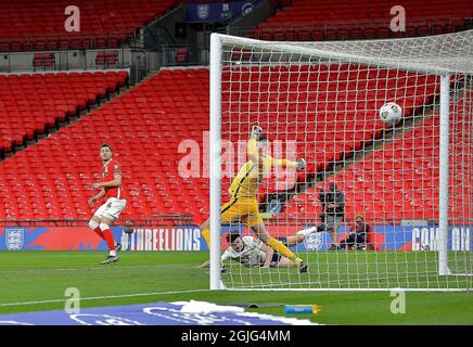 Jakub Moder, de Pologne, marque son premier but lors du match de football Angleterre/Pologne Banque D'Images