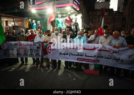 Jabalia, Palestine. 09e septembre 2021. Partisans du pflp pour une manifestation en faveur de prisonniers détenus dans des prisons israéliennes, Jabalia, dans le nord de Gaza, le 09 septembre 2021. Photo de Habboud Ramez/ABACAPRESS.COM crédit: Abaca Press/Alay Live News Banque D'Images