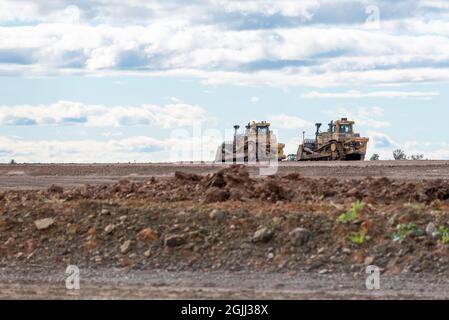 2021 juin Luddenham, Sydney : machines de terrassement sur place au nouvel aéroport international de Sydney-Ouest (Nancy Bird Walton), qui ouvrira ses portes en 2026 Banque D'Images