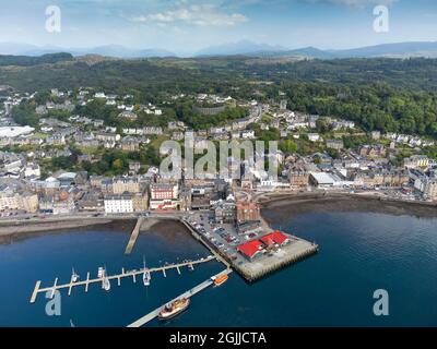 Vue aérienne depuis un drone de port à Oban, Argyll et Bute, Écosse, Royaume-Uni Banque D'Images