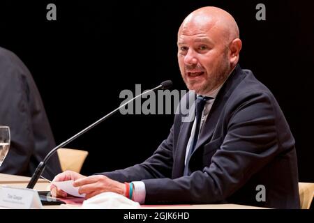 Valence, Espagne. 10 septembre 2021. Toni Gaspar, président du Conseil provincial de Valence, prenant la parole lors de la présentation aux Palau des Arts.Goya Awards est un événement annuel de l'Académie des Arts du mouvement et des Sciences de l'Espagne, Dans le but de récompenser les meilleurs professionnels dans chacune des différentes spécialités du cinéma espagnol. L'événement a été présenté et sa 36e édition aura lieu à l'occasion de la célébration de la fin de l'année Berlanga (fév 12 2022) Credit: SOPA Images Limited/Alamy Live News Banque D'Images