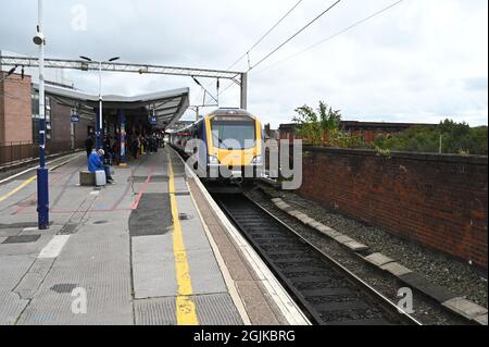 British Rail classe 195 Civity à la gare Manchester Piccadilly. Banque D'Images