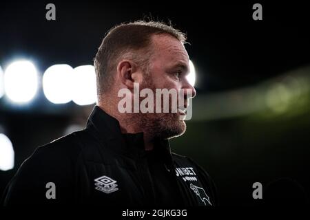 Wayne Rooney, directeur du comté de Derby, au stade Pride Park. Derby Comté 3-3 Salford City. 10 août 2021. Banque D'Images