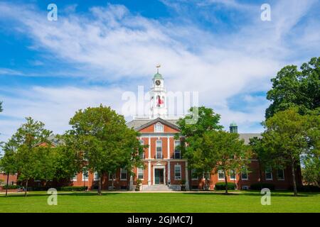 Academy Building of Phillips Exeter Academy dans le centre-ville historique d'Exeter, New Hampshire NH, États-Unis. Ce bâtiment est le bâtiment principal du campus Banque D'Images