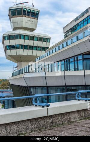 Vue depuis les terrasses de visiteurs de l'aéroport de Berlin Tegel TXL Banque D'Images