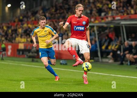 Brondby, Danemark. 10 septembre 2021. Stefan Thordarson (8) de Silkeborg SI on le voit pendant le match 3F Superliga entre Broendby IF et Silkeborg SI à Brondby Stadion. (Crédit photo : Gonzales photo/Alamy Live News Banque D'Images