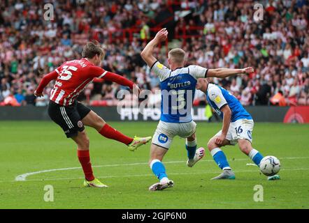 Sheffield, Angleterre, le 11 septembre 2021. Luke Freeman, de Sheffield Utd, tourne pendant le match du championnat Sky Bet à Bramall Lane, Sheffield. Le crédit photo devrait se lire: Simon Bellis / Sportimage Banque D'Images