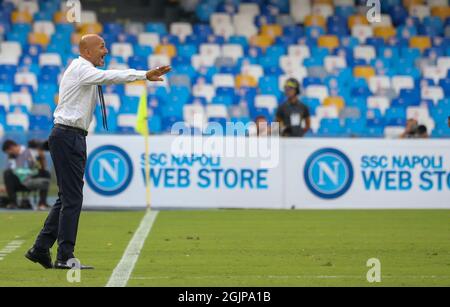 Naples, Campanie, Italie. 11 septembre 2021. Pendant le match de football italien Serie A SSC Napoli vs FC Juventus le 11 septembre 2021 au stade Diego Armando Maradona à Naples.en photo: Luciano Spalletti (image de crédit: © Fabio Sasso/ZUMA Press Wire) Banque D'Images