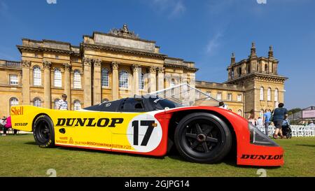 Porsche 962C #17 au Concours d’élégance tenu au Palais de Blenheim le 5 septembre 2021 Banque D'Images