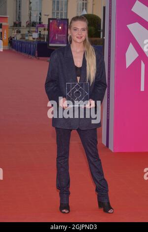 Sofia Kappel assiste à la séance photo des lauréats lors du 47e Festival du film américain de Deauville à Deauville, France, le 11 septembre 2021. Photo de Julien Reynaud/APS-Medias/ABACAPRESS.COM Banque D'Images