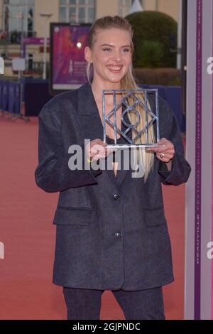 Sofia Kappel assiste à la séance photo des lauréats lors du 47e Festival du film américain de Deauville à Deauville, France, le 11 septembre 2021. Photo de Julien Reynaud/APS-Medias/ABACAPRESS.COM Banque D'Images