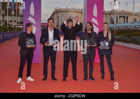 Sean Baker, Simon Rex, Diego Ongaro, Pascual Sisto, Sofia Kappel assister aux lauréats lors du 47e Festival du film américain de Deauville à Deauville, le 11 septembre 2021. Photo de Julien Reynaud/APS-Medias/ABACAPRESS.COM Banque D'Images