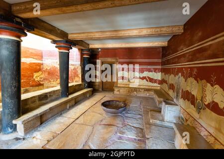 Vue imprenable sur les ruines du palais de Knossos en Crète, Héraklion, Grèce Banque D'Images
