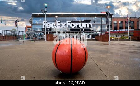 FedExForum est un stade polyvalent situé dans le centre-ville de Memphis, Tennessee. C'est la maison des Memphis Grizzlies de la NBA et de la NCAA Division I. Banque D'Images