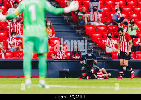 Bilbao, pays basque, Espagne. 11 septembre 2021. Un joueur d'athlétisme fait mal pendant le match de la Liga semaine 4 entre le Athletic Club et Mallorca au stade de San Mames. (Image de crédit : © Edu Del Fresno/ZUMA Press Wire) Banque D'Images