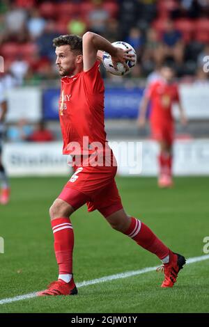 LONDRES, ROYAUME-UNI. 11 SEPT Tom James de Leyton Orient pendant le match Sky Bet League 2 entre Leyton Orient et Oldham Athletic au Matchroom Stadium, Londres, le samedi 11 septembre 2021. (Credit: Eddie Garvey | MI News) Credit: MI News & Sport /Alay Live News Banque D'Images