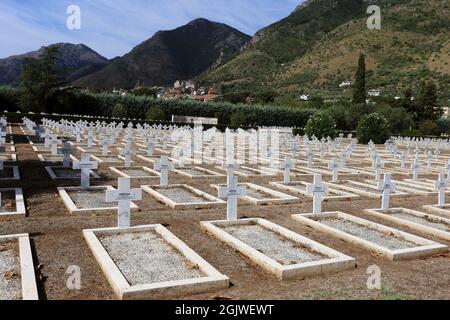 Venafro, Italie - 2 septembre 2021. Le cimetière militaire de guerre français Banque D'Images