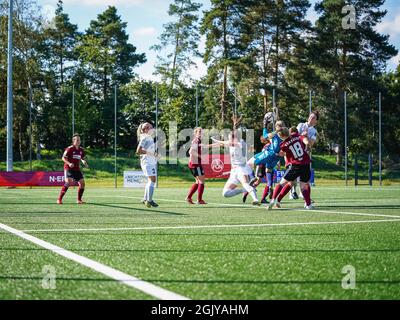 Nuremberg, Allemagne. 12 septembre 2021. Match actionn pendant le 2. Match Bundesliga pour femme entre 1. FC Nuernberg et SG 99 Andernach au Sports Park Valznerweiher à Nuremberg, Allemagne. Crédit: SPP Sport presse photo. /Alamy Live News Banque D'Images