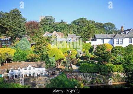 Godshill Model Village, île de Wight, 2021. Un beau jardin ouvert au public avec des modèles de villages locaux. Ouvert au public, il est populaire Banque D'Images